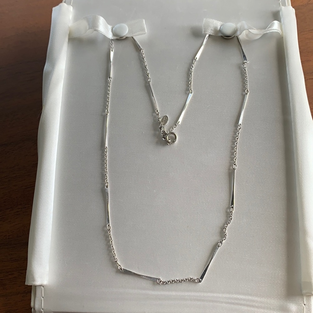 Avon Silver Tone Necklace Approx. 25”